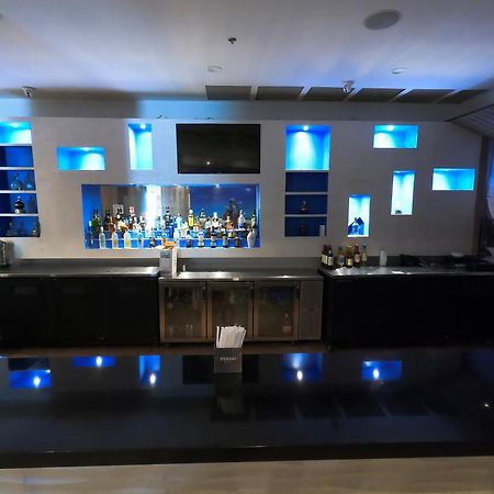 Costa Bahia Hotel, Convention Center And Casino 과야닐라 외부 사진