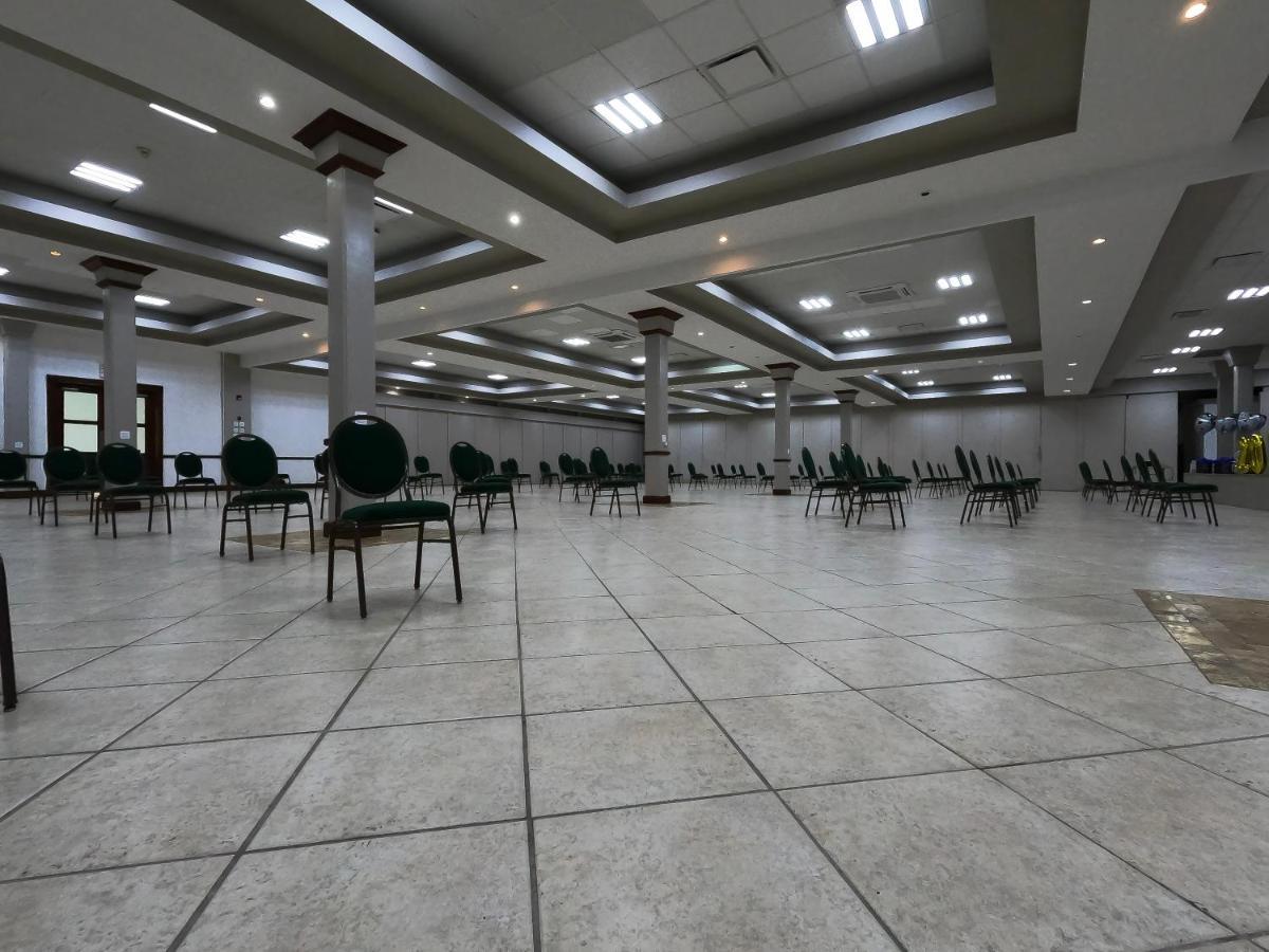 Costa Bahia Hotel, Convention Center And Casino 과야닐라 외부 사진