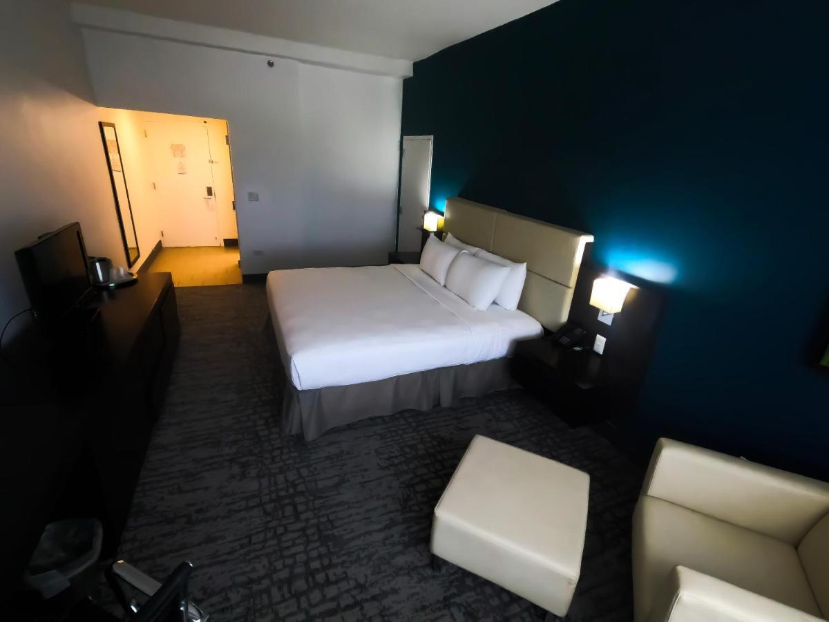 Costa Bahia Hotel, Convention Center And Casino 과야닐라 외부 사진